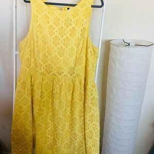 Kensie Yellow Lace Dress P2P18 ““ Waist 18 L 36”